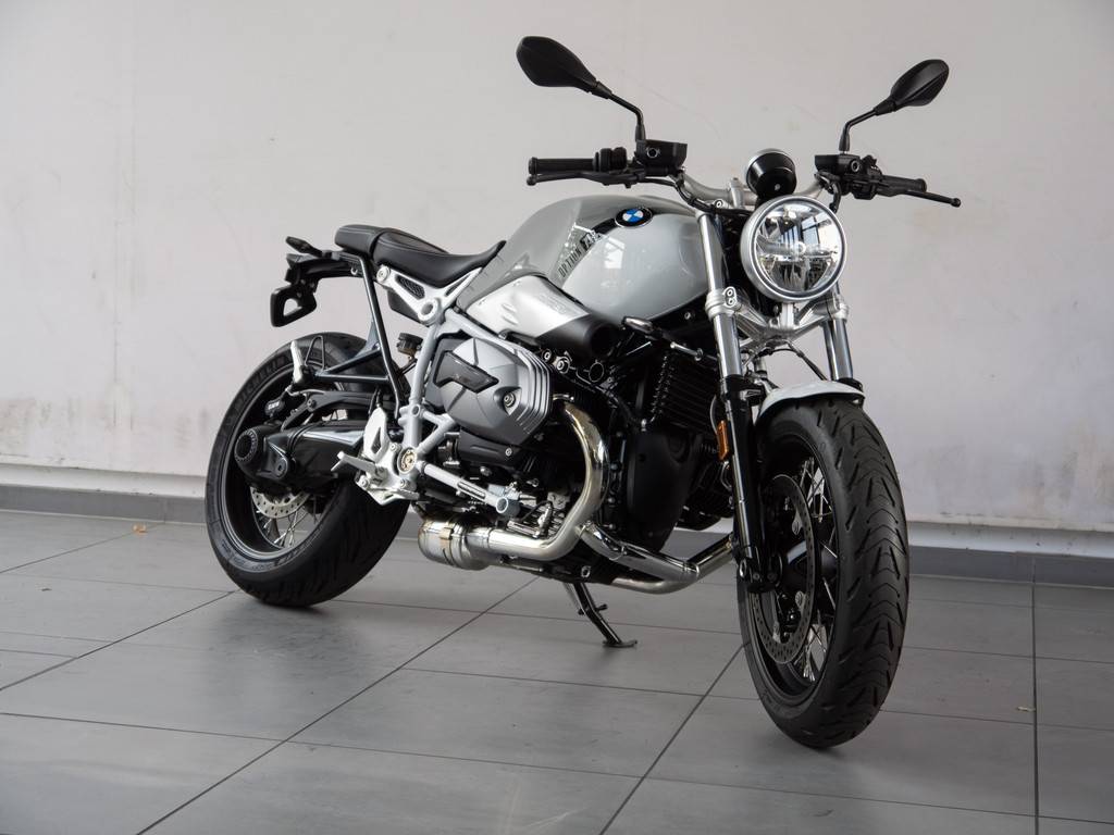 BMW R nineT Pure Option 719 KURVENLICHT LED