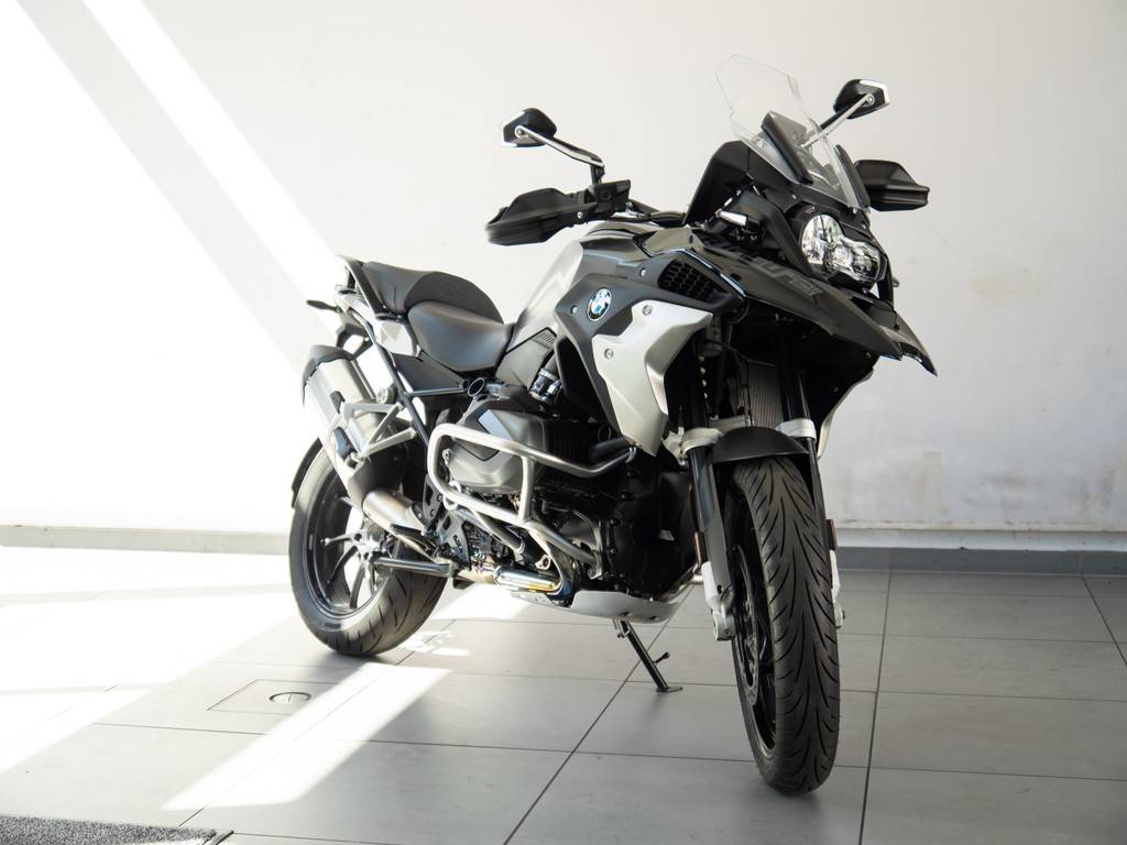 BMW R 1250 GS Triple Black KURVENLICHT LED