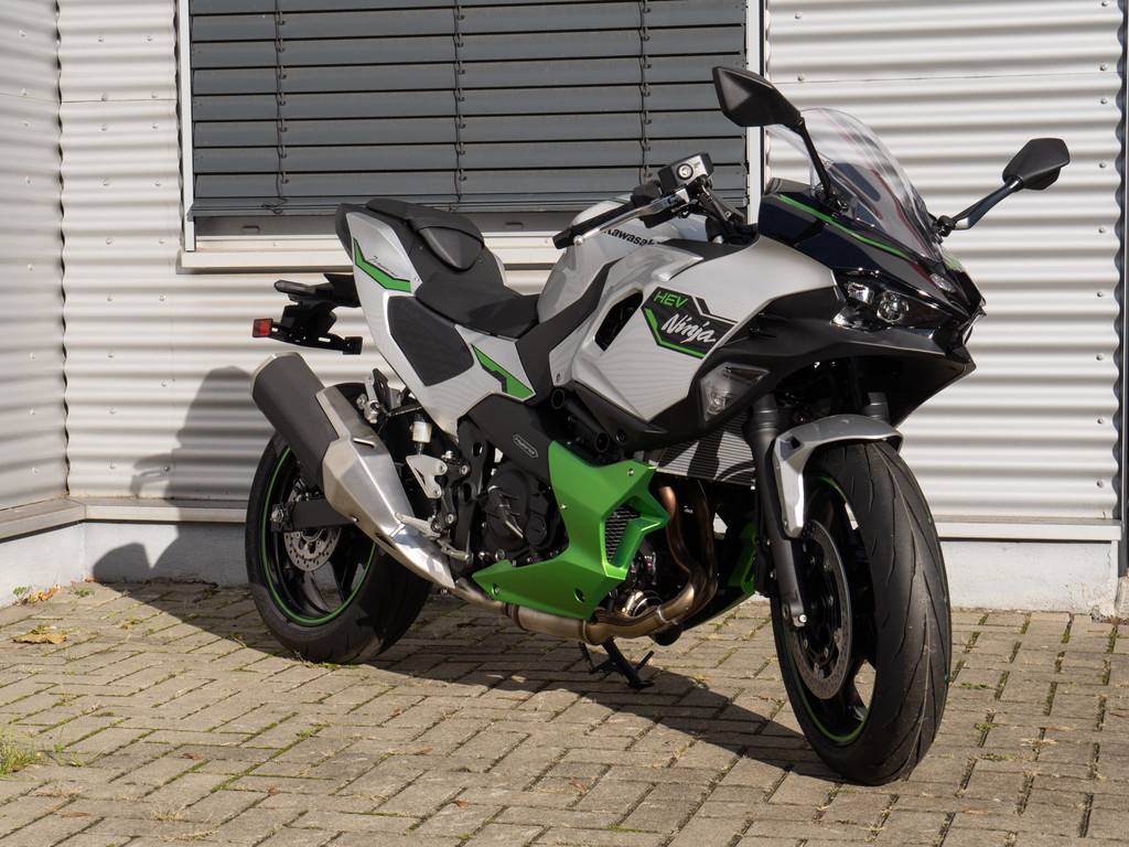 KAWASAKI Ninja 7 Hybrid LED SCHEINWERFER