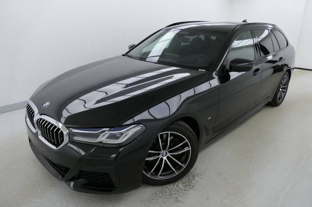 BMW 520d Touring M Sport PANO+LASER+ACC+HUD+MEM