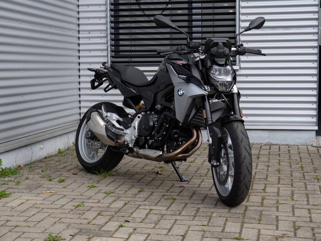 BMW F 900 R niedrige Sitzbank