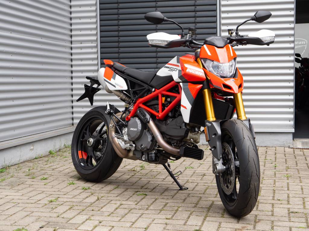 DUCATI Hypermotard 950 SP 500 EUR Gutschein*