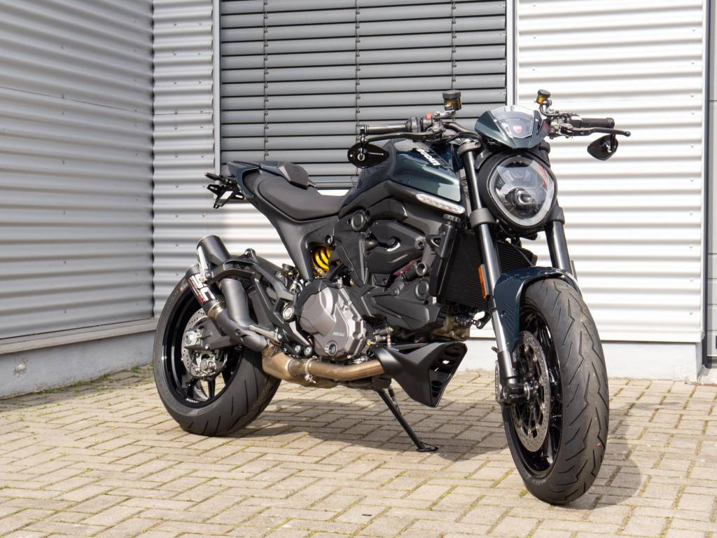 DUCATI Monster Plus RS76 Sondermodell