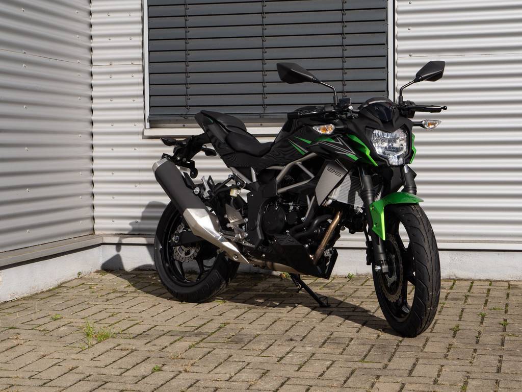 KAWASAKI Z 125 Tageszulassung