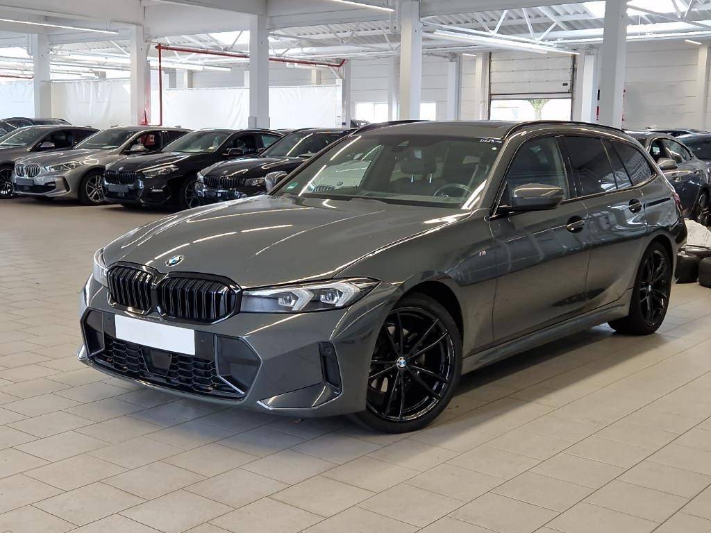 BMW 320d Touring xDrive M Sport PANO+AHK+STANDHZG