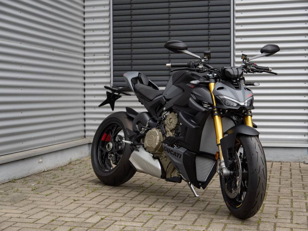 DUCATI Streetfighter V4 S 500 EUR Gutschein*